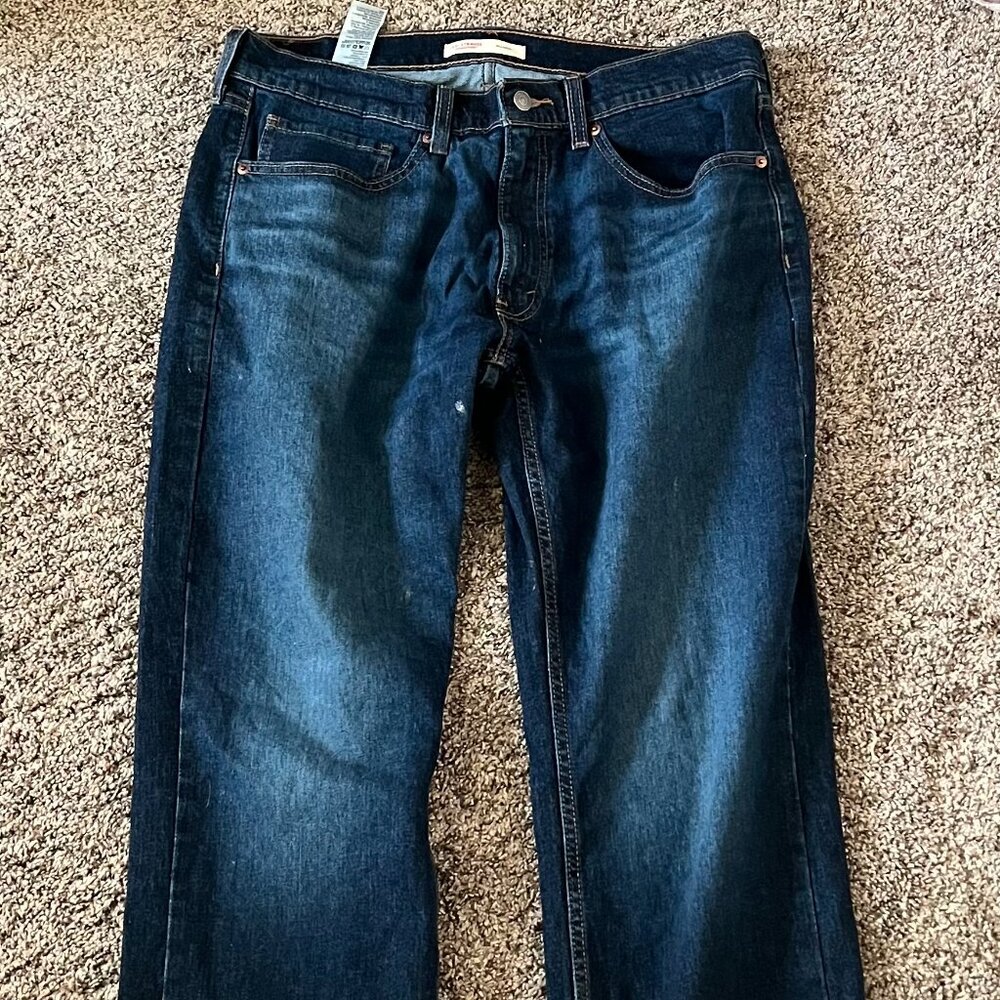 Levi's Size 34 x 32